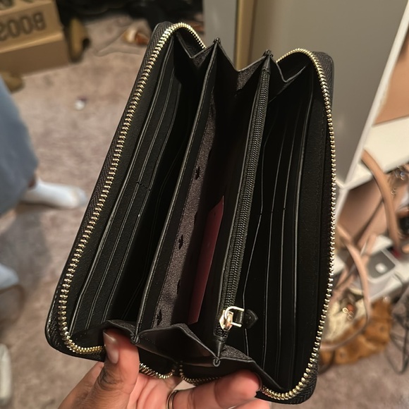Kate Spade Wallet - NWT - Picture 5 of 7